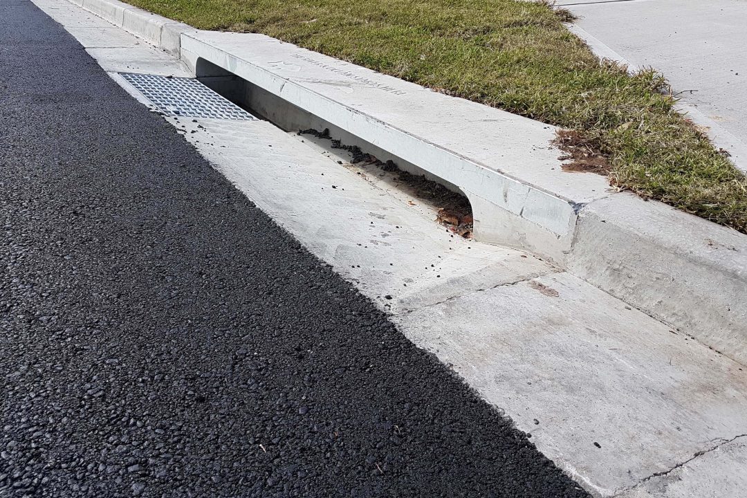 2.4m Kerb_Entry_Shortland-GreenGrass Advanciv precast concrete kerb entry products